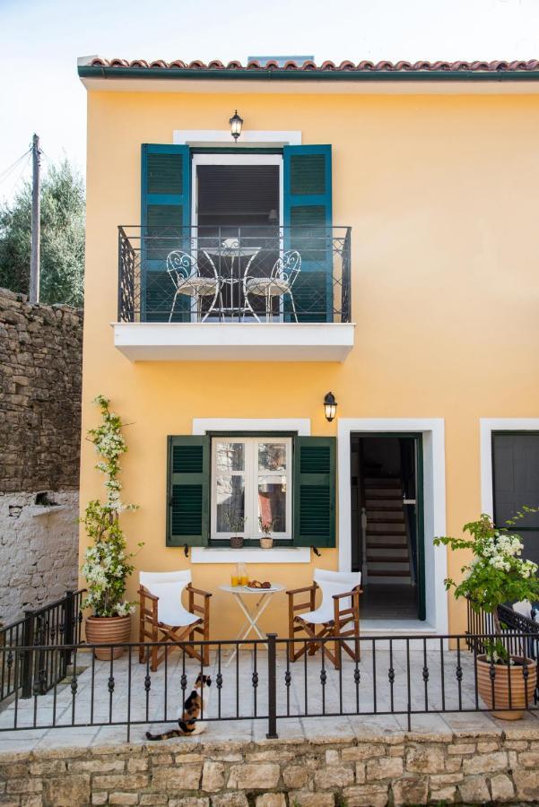 Maisonette Elena Longos  Bagian luar foto